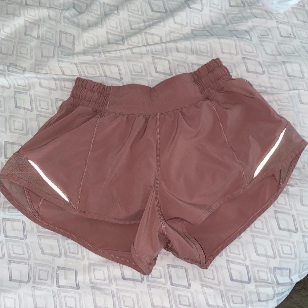 pink/mauve lululemon hotty hots